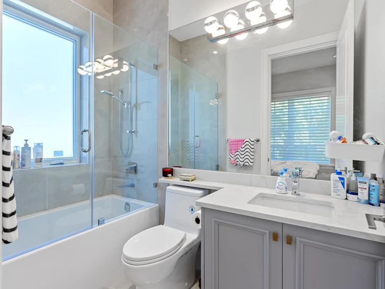4028 W 14th Avenue, Vancouver, BC, V6R 2X4 - 25