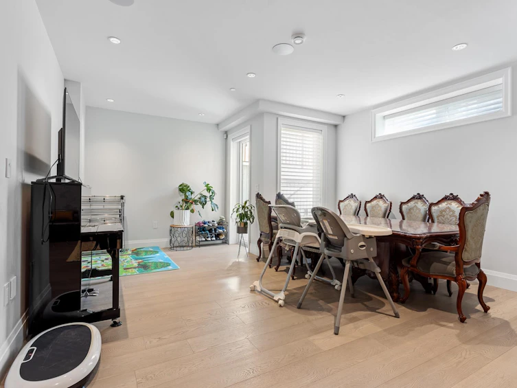 4028 W 14th Avenue, Vancouver, BC, V6R 2X4 - 31