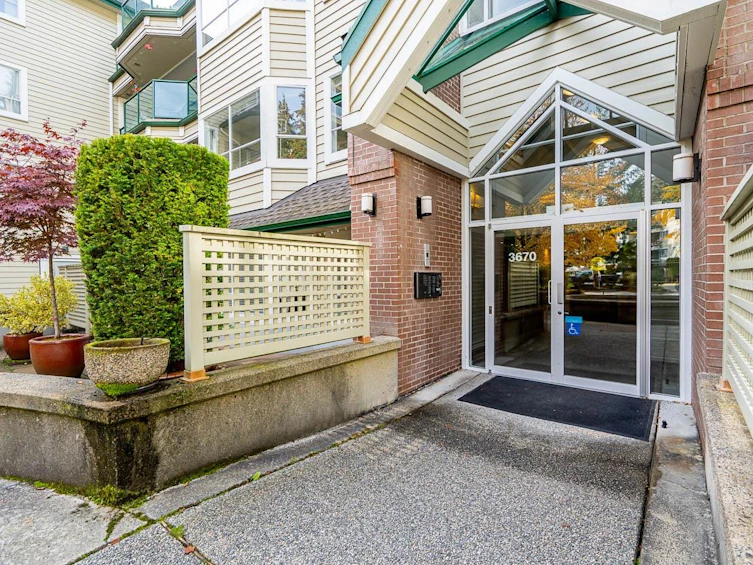 210-3670 Banff Court, North Vancouver, BC, V7H 2Y7 - 6