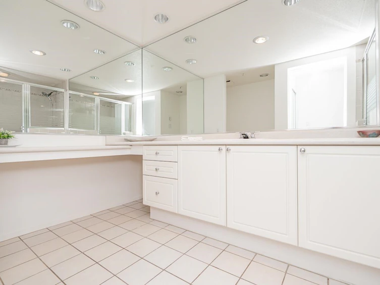 210-3670 Banff Court, North Vancouver, BC, V7H 2Y7 - 26