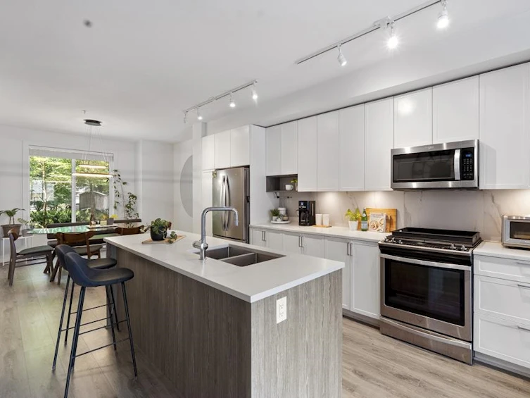 150-9718 161a, Surrey, BC, V4N 6S7 - 8