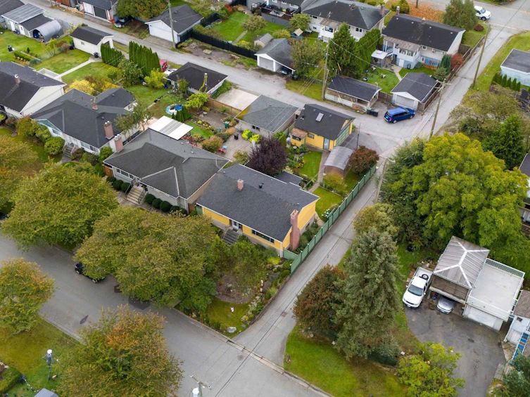3726 Peter Street, Burnaby, BC, V5J 1N4 - 2