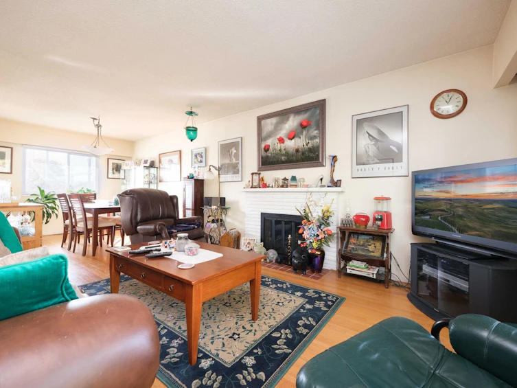 3726 Peter Street, Burnaby, BC, V5J 1N4 - 4