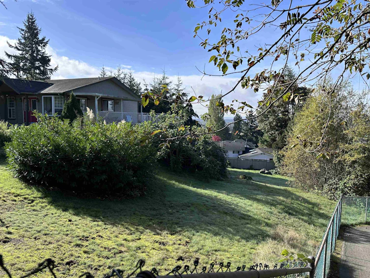 8063 Wiltshire Boulevard, Delta, BC, V4C 4B5 - 5