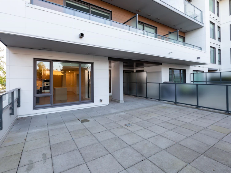 212-8888 Osler Street, Vancouver, BC, V6P 4G2 - 3