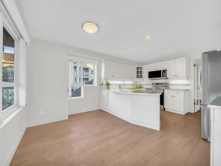 205-5500 13a Avenue, Delta, BC, V4M 2E7 - 12