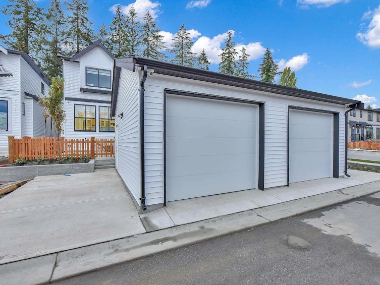 20517 74b Avenue, Langley, BC, V2Y 1V5 - 40