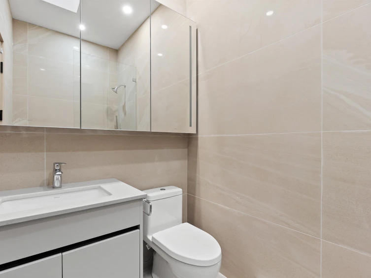1508 W 61st Avenue, Vancouver, BC, V6P 4Y9 - 14