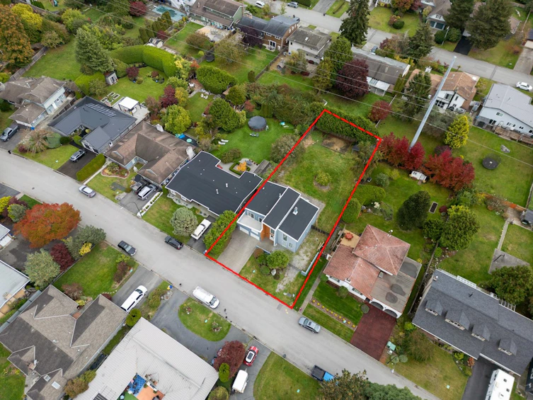 482 Shannon Way, Delta, BC, V4M 2W5 - 27