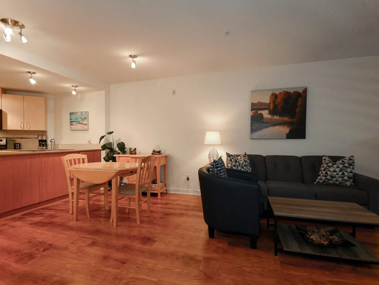 125-5700 Andrews Road, Richmond, BC, V7E 6N7 - 4