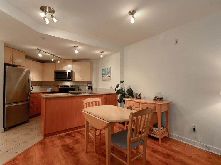 125-5700 Andrews Road, Richmond, BC, V7E 6N7 - 5