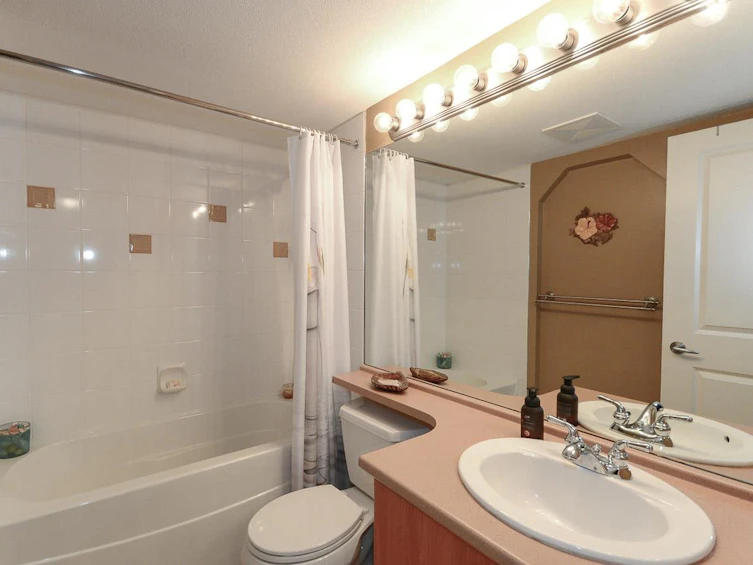 125-5700 Andrews Road, Richmond, BC, V7E 6N7 - 11