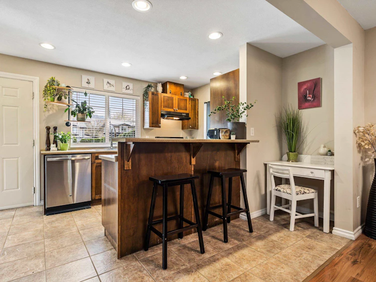 27-45535 Shawnigan Crescent, Chilliwack, BC, V2R 0A2 - 2