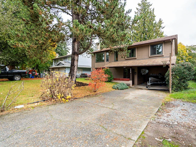 6050 132a Street, Surrey BC V3X 2L9