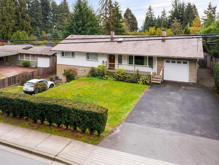 660 Inglewood Avenue, West Vancouver, BC, V7T 1X3 - 2