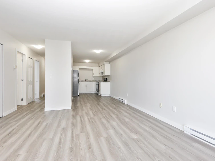 105-7435 Shaw Avenue, Chilliwack, BC, V2R 3C1 - 7