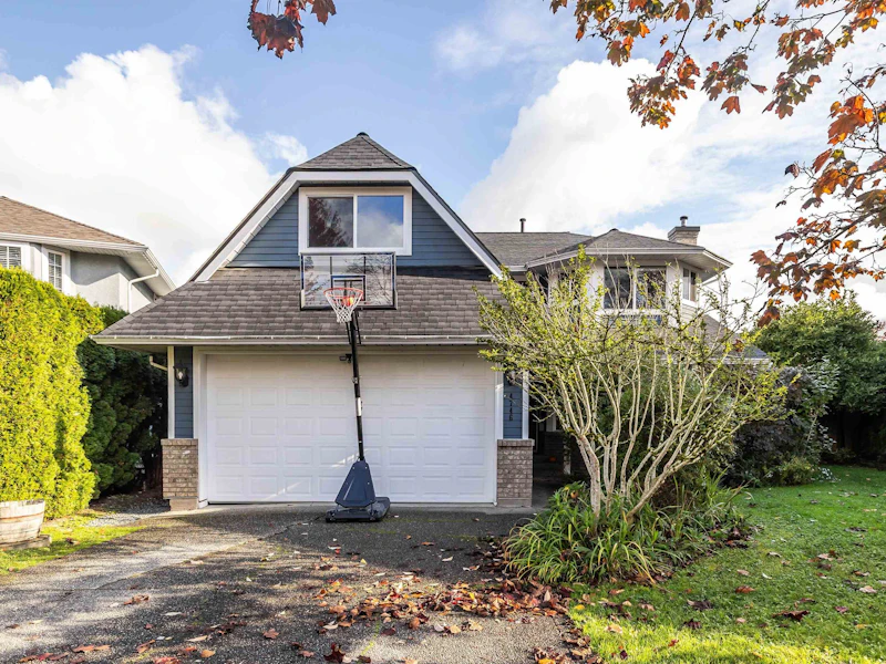 4746 215b Street, Langley BC V3A 9E8