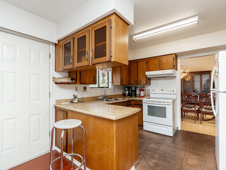 6135 Ashworth Avenue, Burnaby, BC, V5E 3T8 - 12