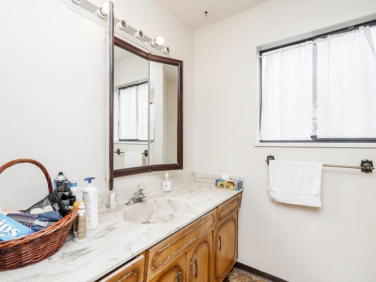 6135 Ashworth Avenue, Burnaby, BC, V5E 3T8 - 24