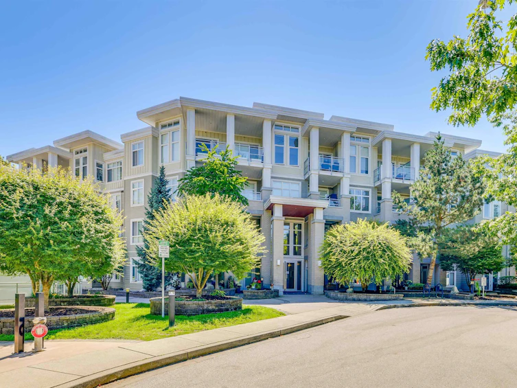 212-15428 31 Avenue, Surrey, BC, V3Z 3W4
