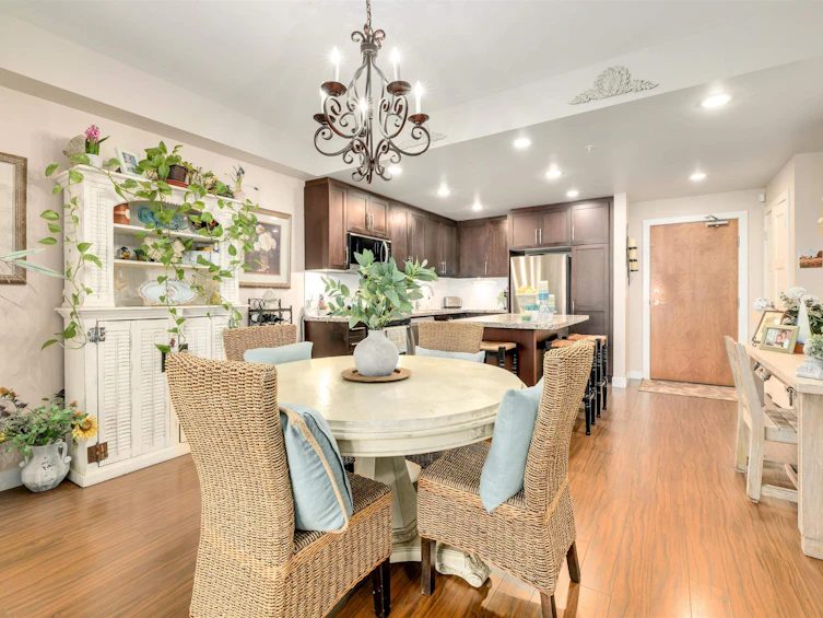 212-15428 31 Avenue, Surrey, BC, V3Z 3W4 - 5