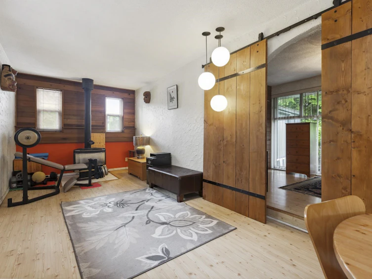 1450 Briarlynn Crescent, North Vancouver, BC, V7J 3G5 - 9