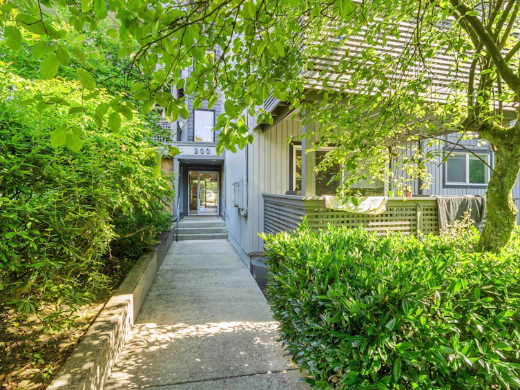 143-200 Westhill Place, Port Moody, BC, V3H 1V2 - 2
