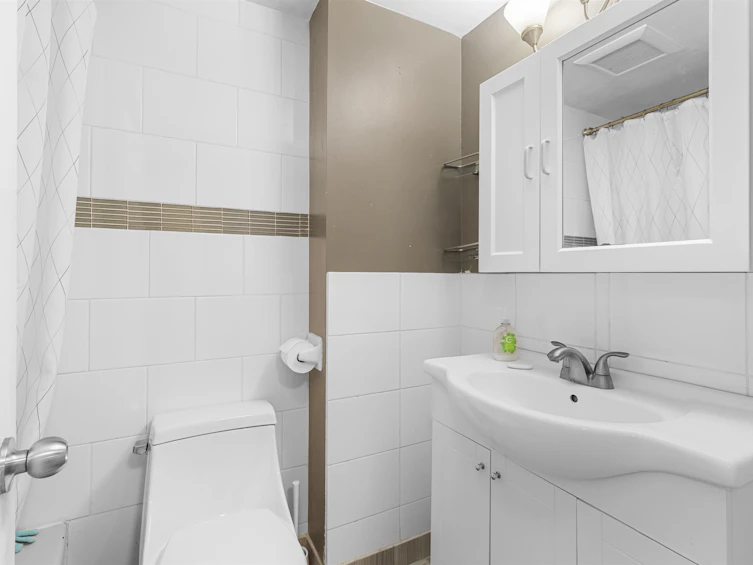 143-200 Westhill Place, Port Moody, BC, V3H 1V2 - 9