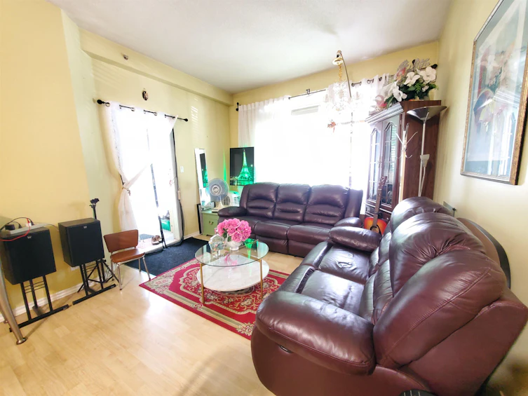 101-5189 Gaston Street, Vancouver, BC, V5R 6C7 - 5