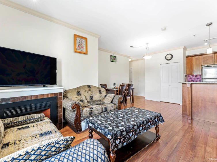 412-8168 120 A Street, Surrey, BC, V3W 3P3 - 8