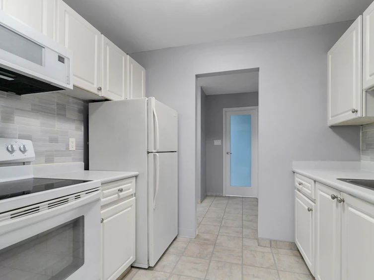 215A-8635 120 Street, Delta, BC, V4C 6R5 - 9