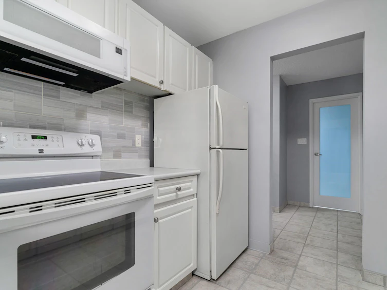 215A-8635 120 Street, Delta, BC, V4C 6R5 - 10