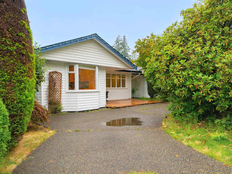 1005 Beaumont Drive, North Vancouver, BC, V7R 1P8 - 2