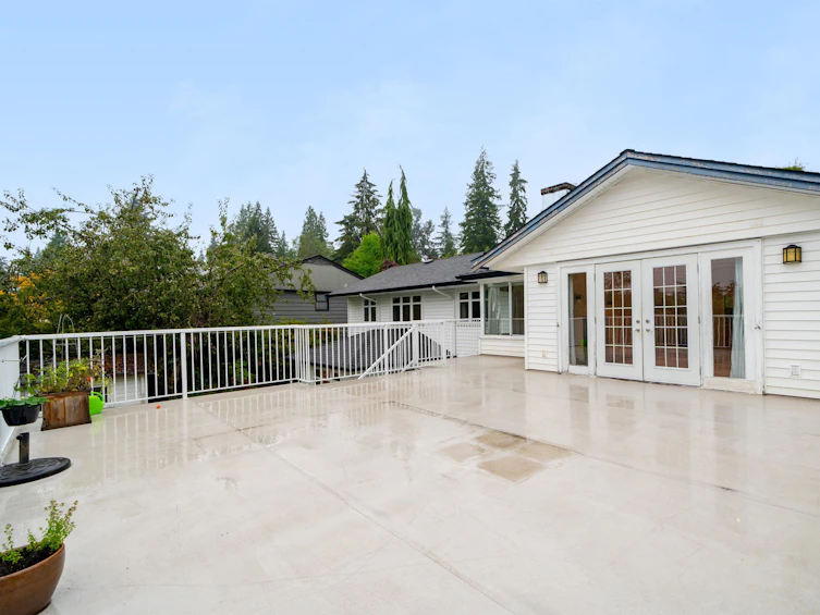 1005 Beaumont Drive, North Vancouver, BC, V7R 1P8 - 31