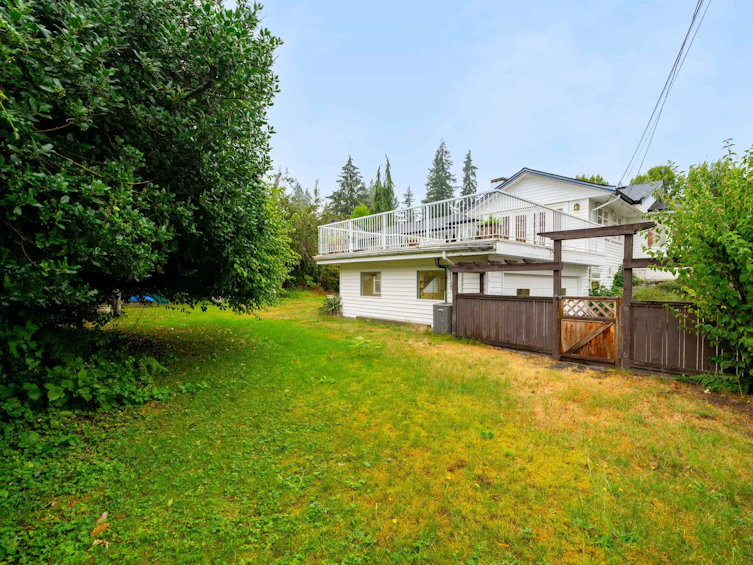 1005 Beaumont Drive, North Vancouver, BC, V7R 1P8 - 34