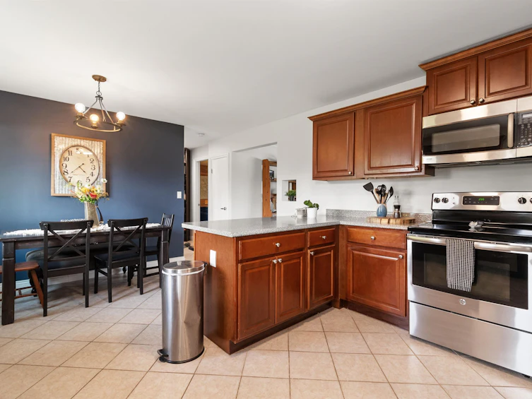 9531 Mcnaught Road, Chilliwack, BC, V2P 6E9 - 9