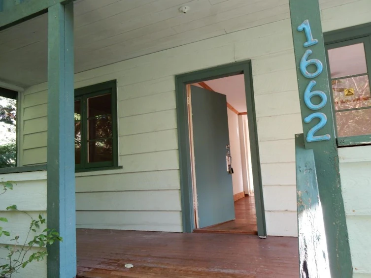 1662 Field Road, Sechelt, BC, V7Z 0B1 - 4
