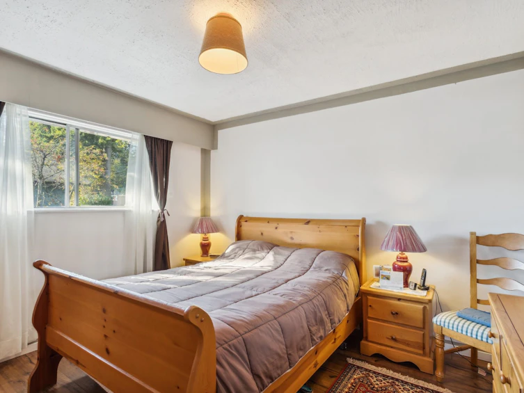 1080 Cloverley Street, North Vancouver, BC, V7L 1N5 - 15