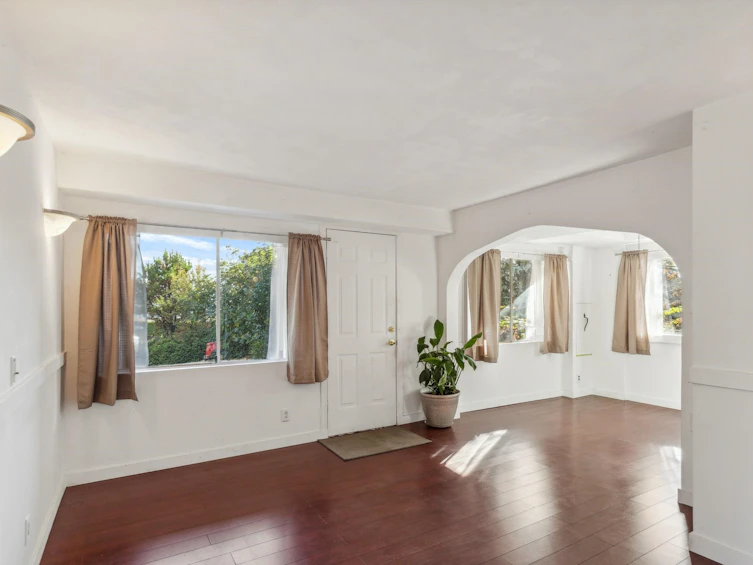 1080 Cloverley Street, North Vancouver, BC, V7L 1N5 - 22