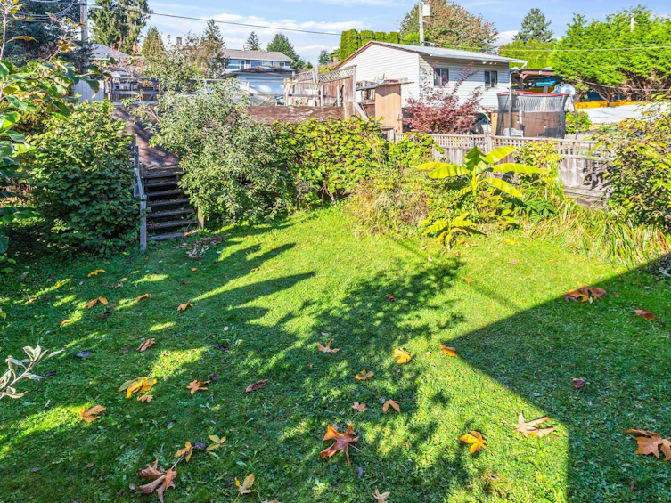 1080 Cloverley Street, North Vancouver, BC, V7L 1N5 - 30