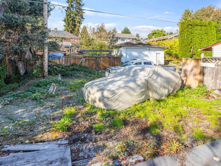 1080 Cloverley Street, North Vancouver, BC, V7L 1N5 - 32