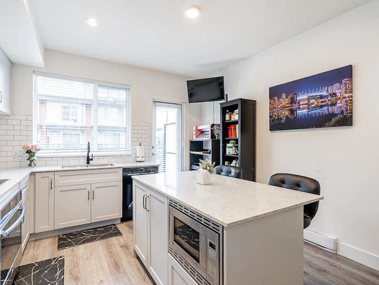 71-15775 Mountain View Drive, Surrey, BC, V3Z 0W7 - 11