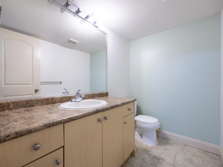 19318 73 Avenue, Surrey, BC, V4N 5Y1 - 23