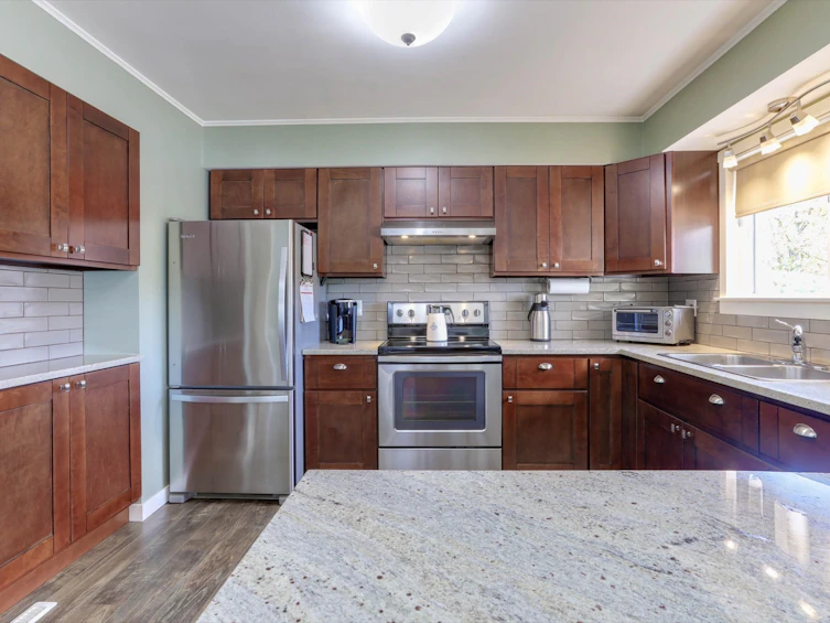 11031 River Road, Delta, BC, V4C 2S3 - 13