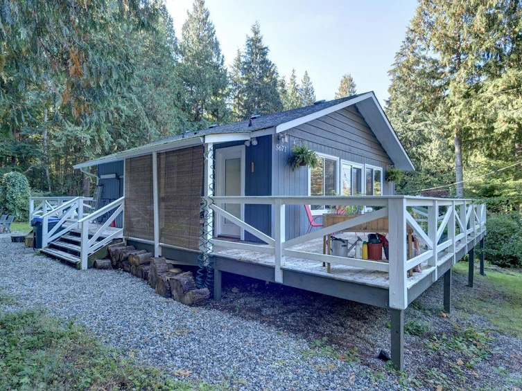 5671 Upland Road, Sechelt, BC, V7Z 0C6 - 2