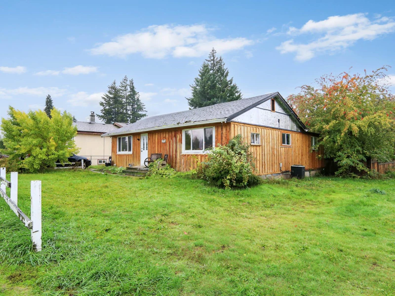 510 6th Avenue, Hope BC V0X 1L4