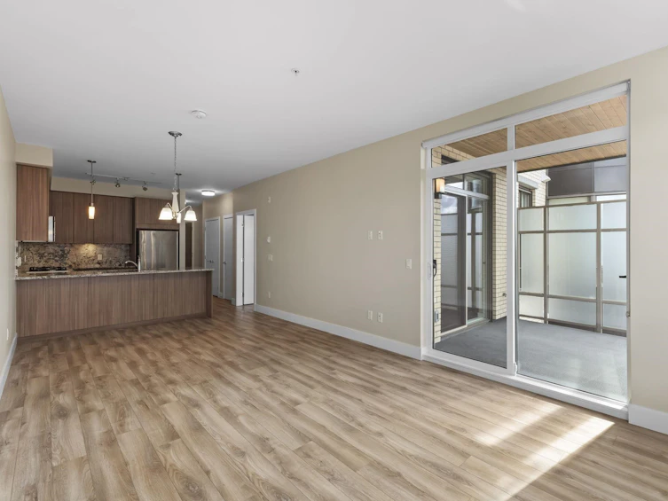 307-4307 Hastings Street, Burnaby, BC, V5C 2J7 - 9
