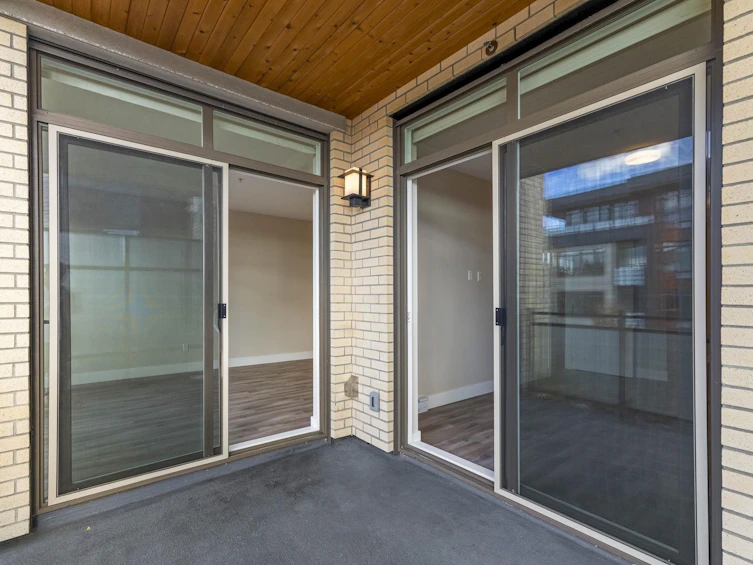 307-4307 Hastings Street, Burnaby, BC, V5C 2J7 - 16