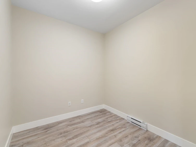 307-4307 Hastings Street, Burnaby, BC, V5C 2J7 - 23