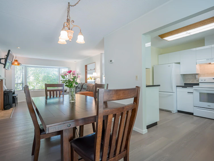 9582 214a Street, Langley, BC, V1M 1T4 - 10